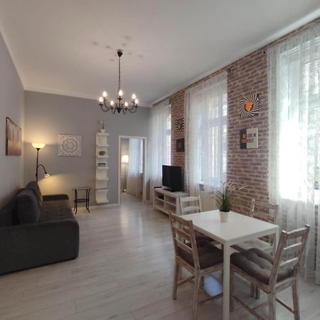Kghn Apartments Tkacka ชเตชชิน ภายนอก รูปภาพ